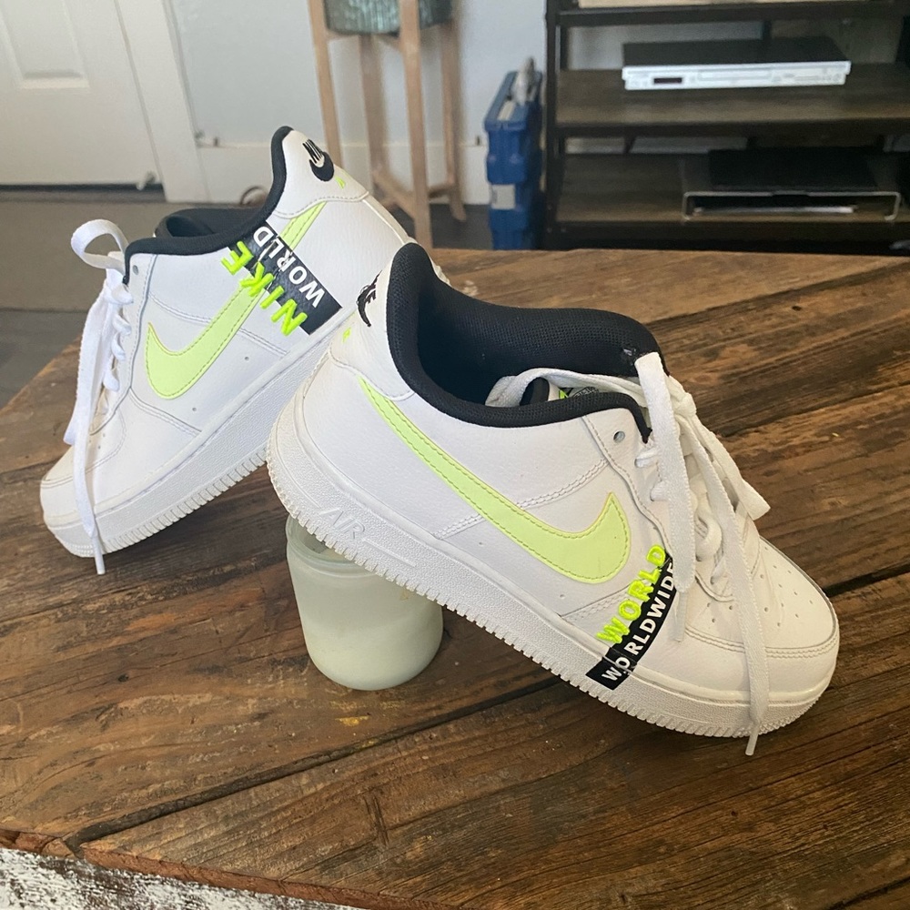 The Nike Air Force 1 LV8 1